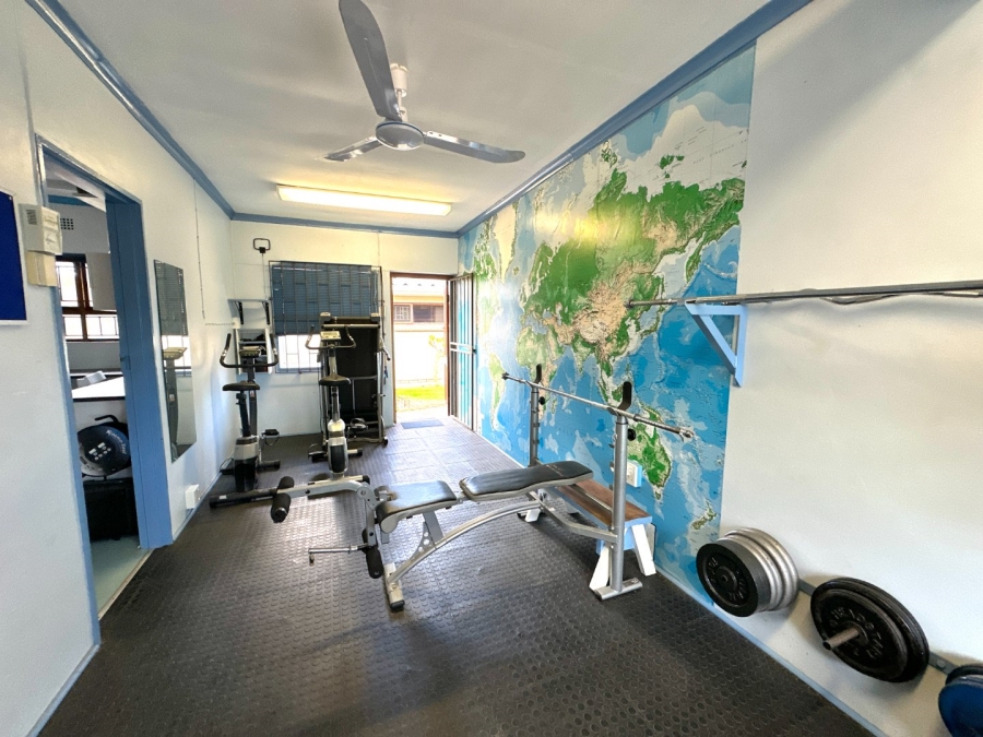 4 Bedroom Property for Sale in Bergsig Western Cape